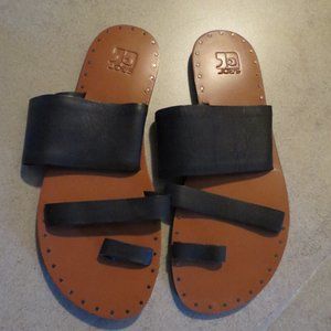 JOE'S SANDALS - NEW